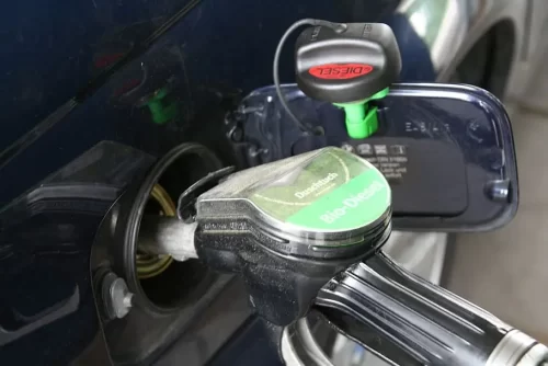Vehicle Maintenance -Replace Your Gas Cap Seriously